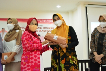 SEMINAR LAKTASI 
